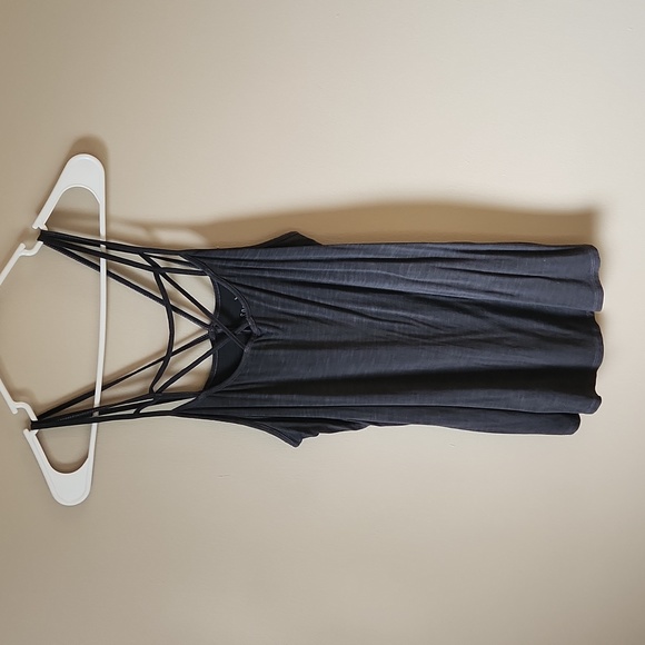 AE strapy tank - Picture 1 of 4